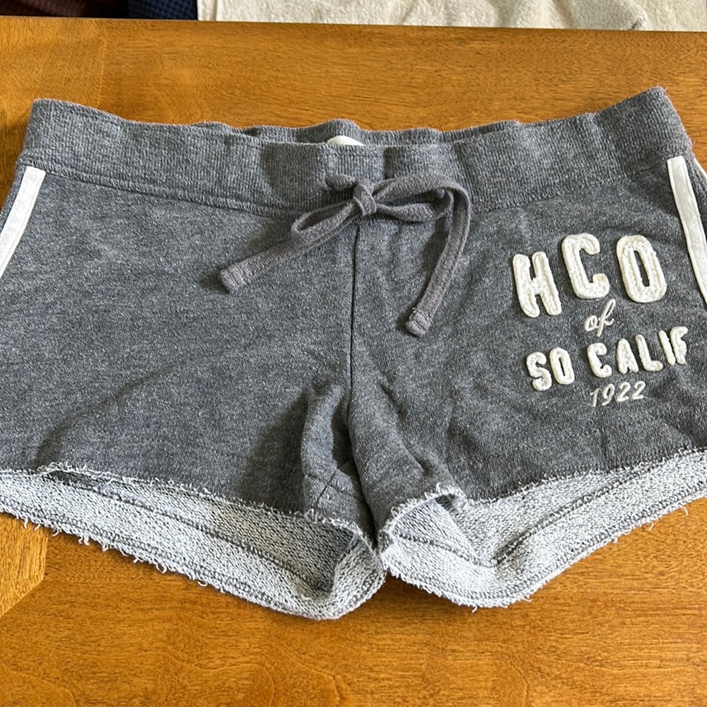 Hollister Shirts Small